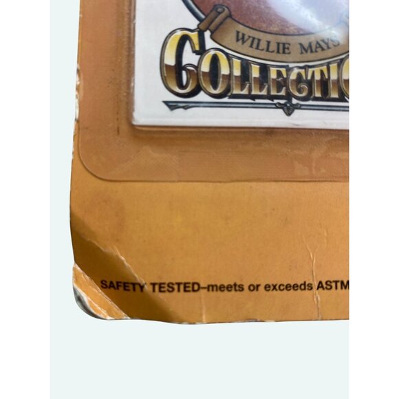 Starting Lineup 1994 Willie Mays Cooperstown Collection Figurine - Picture 9 of 9